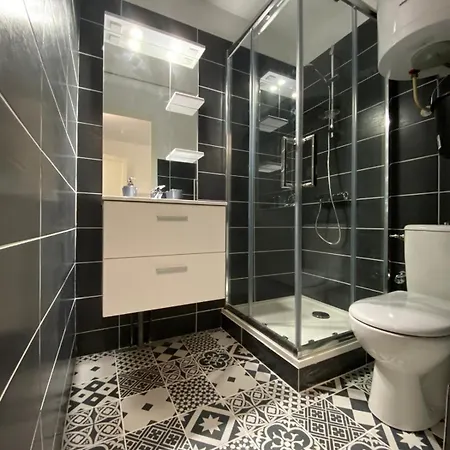Superb For 4 People Apartment *